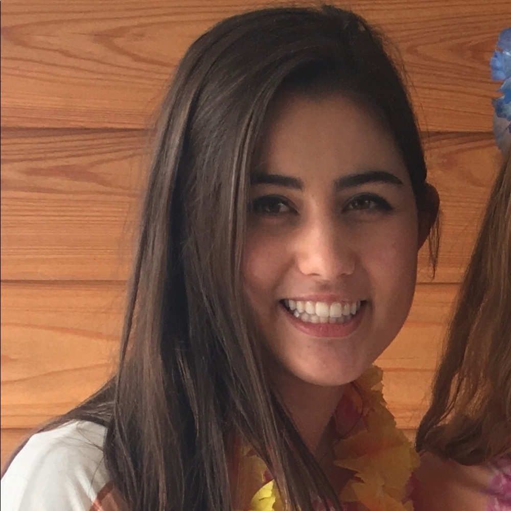 Meet your Posher, Emily